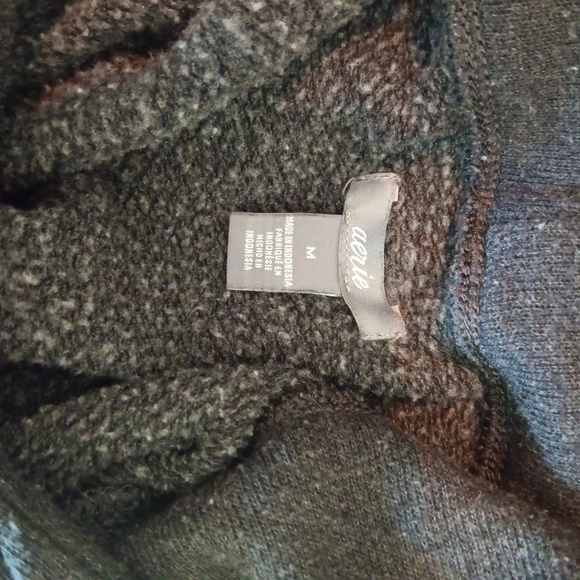 Aerie dark grey oversized hoodie! - Picture 6 of 8